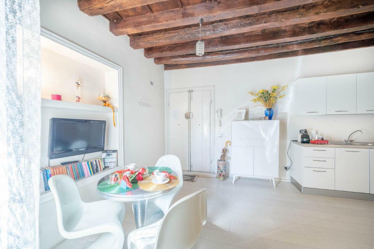 Ferienwohnung Abbraccio Di Giulietta Verona Exterior foto