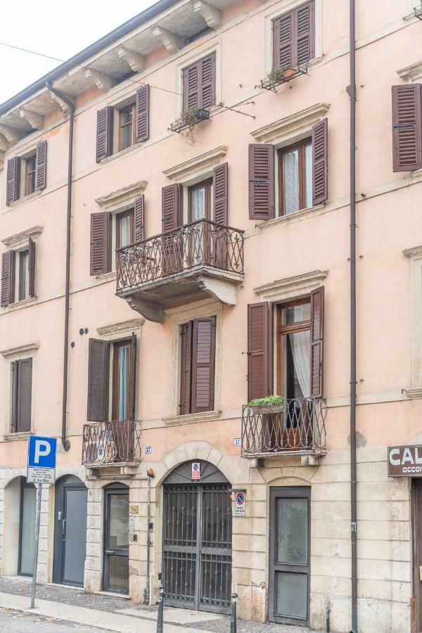 Ferienwohnung Abbraccio Di Giulietta Verona Exterior foto